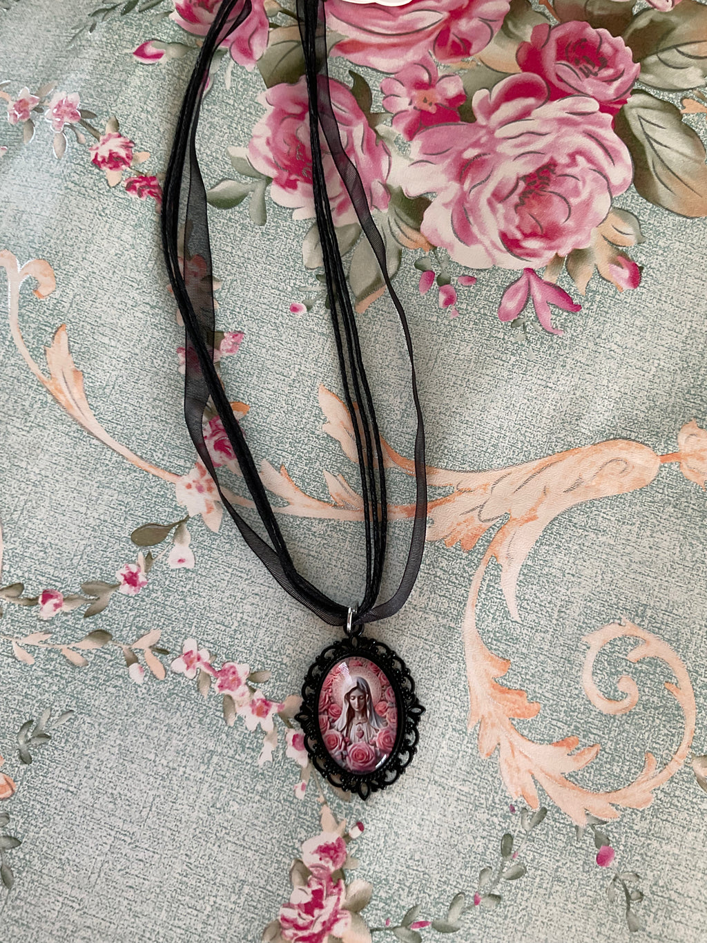 Collar Virgen María