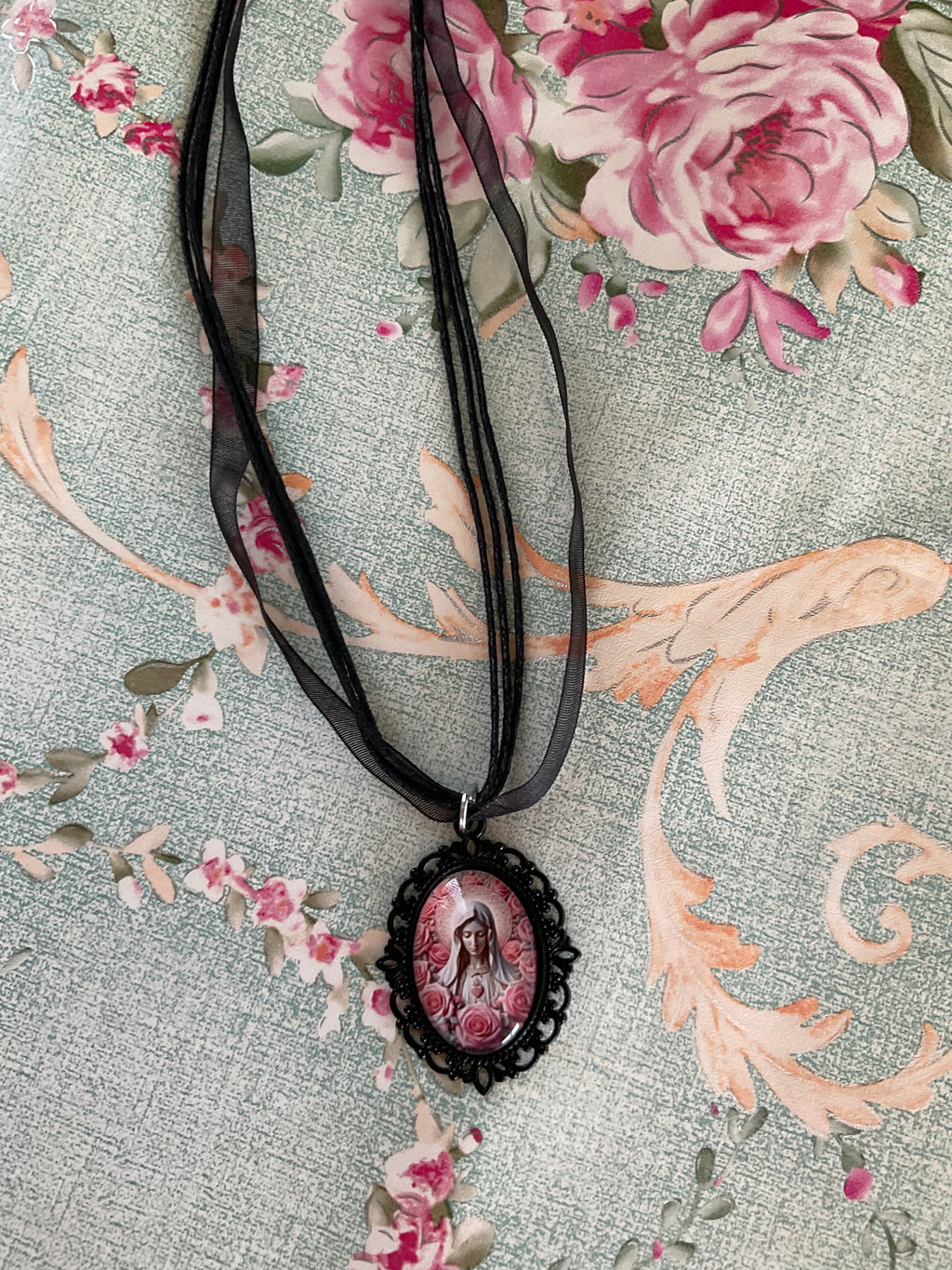Collar Virgen María
