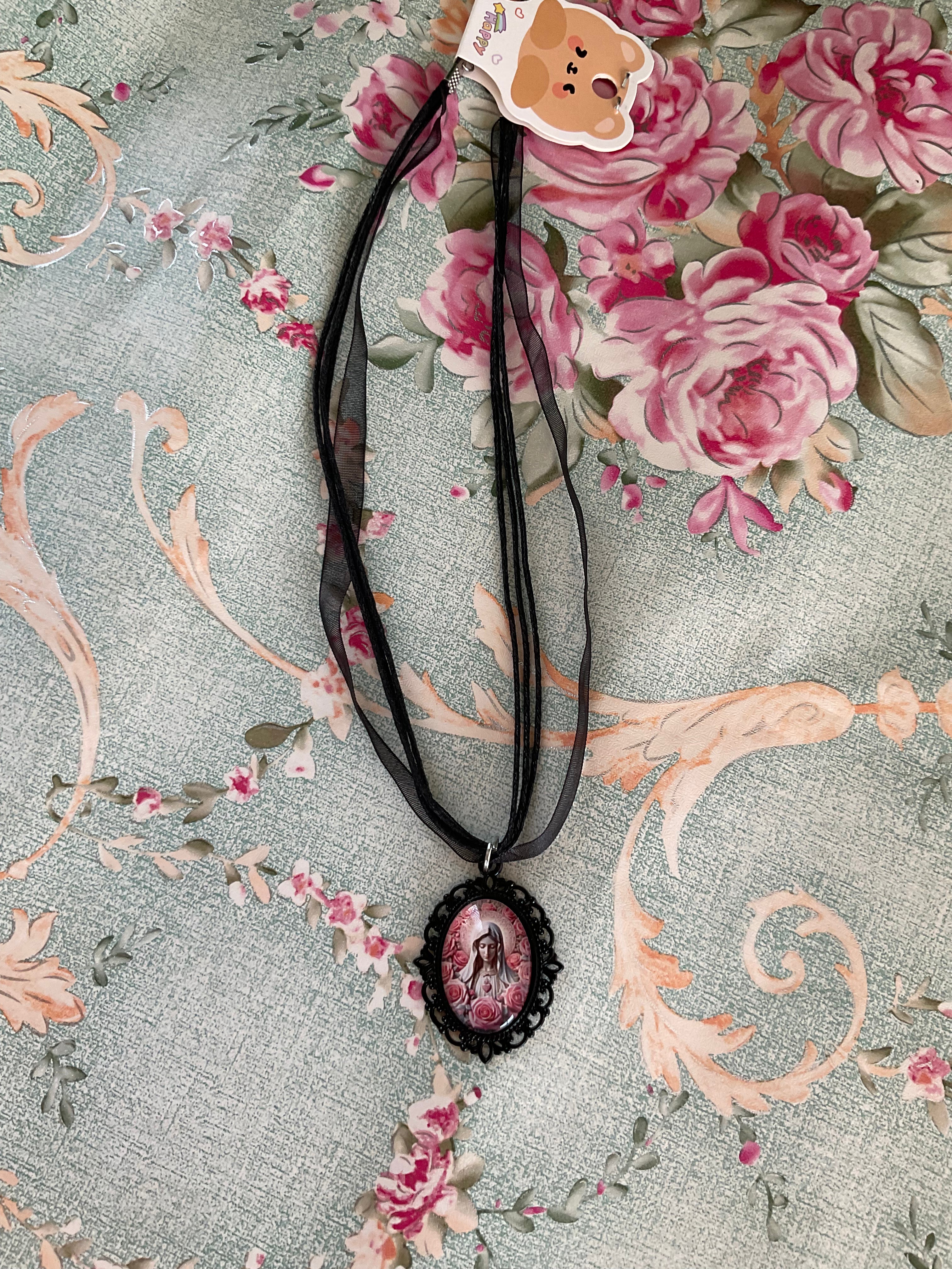 Collar Virgen María