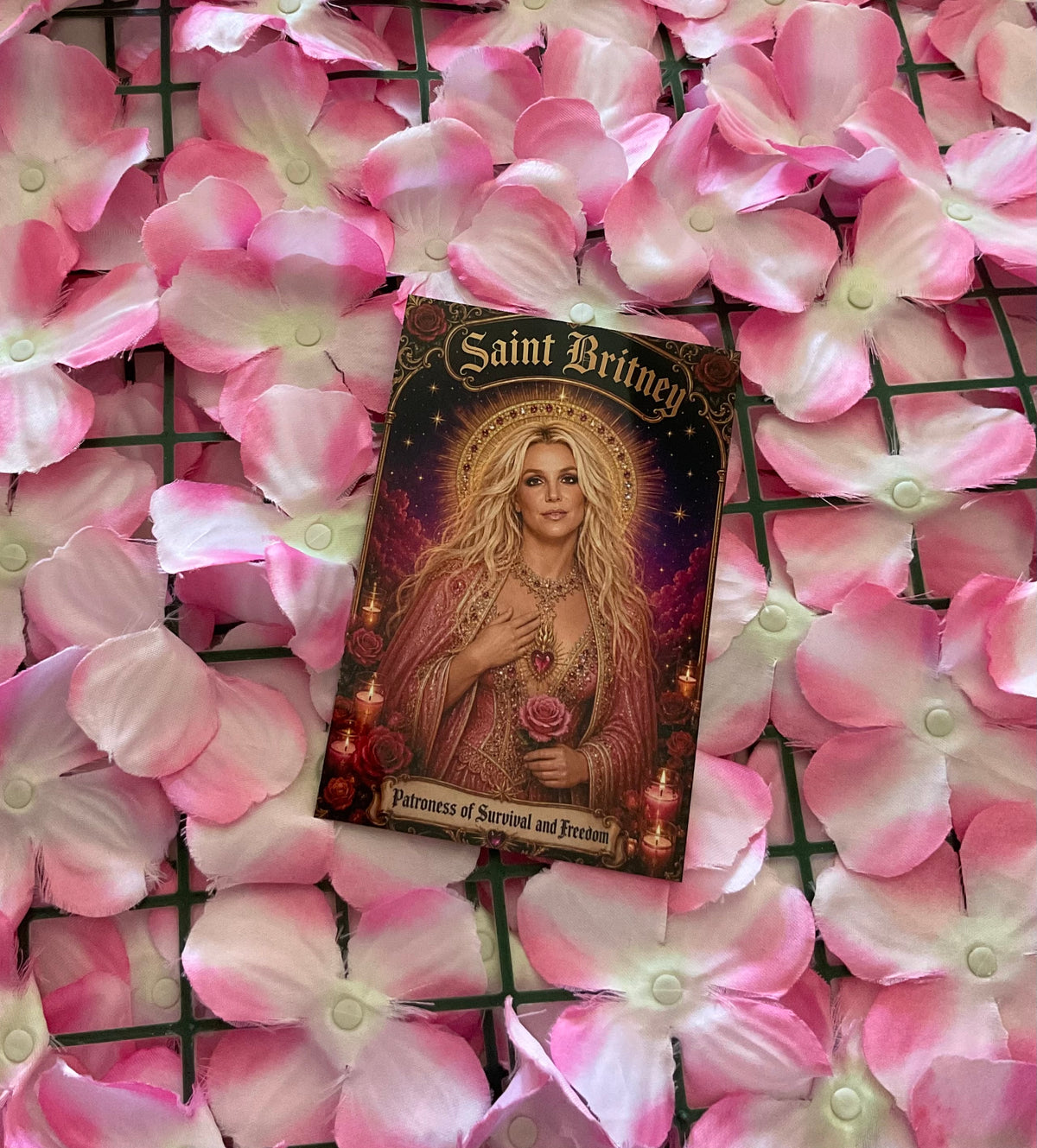 Postal metálica Britney